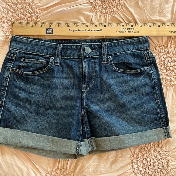 LOFT Rollup Denim Shorts Size 0 - Picture 6 of 14